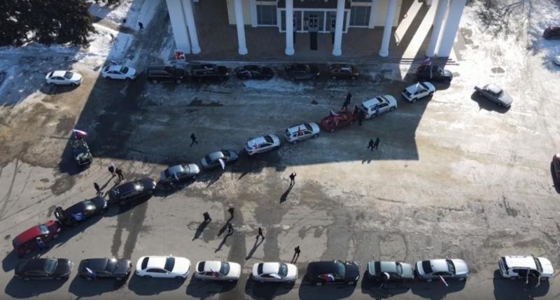 В Сызрани прошел автопробег в поддержку российской армии
