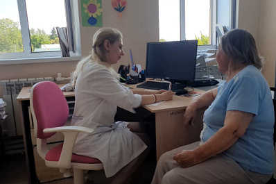 Маршрут здоровья: врачи Волжской районной больницы выезжают к пациентам в Рождествено