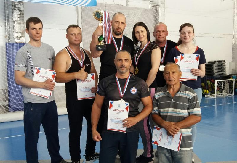 Сборная Сергиевского района по армспорту завоевала первое место на областных соревнованиях 