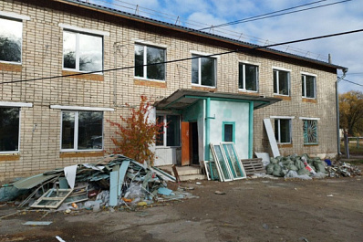  В селе Обшаровка идет капитальный ремонт врачебной амбулатории 