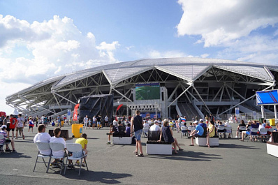 Болеем всей Самарой: на территории "Солидарность Арены" проходит фан-фест "Наши парни"