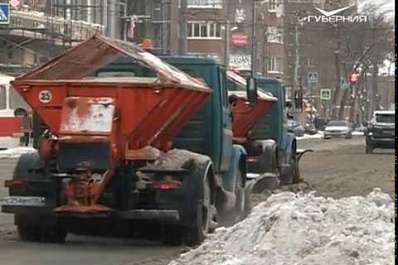 С улиц Самары за одну ночь вывезли 3 тысячи тонн снега