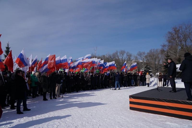 "Своих не бросаем!": в городах Самарской области прошли акции в поддержку российской армии 