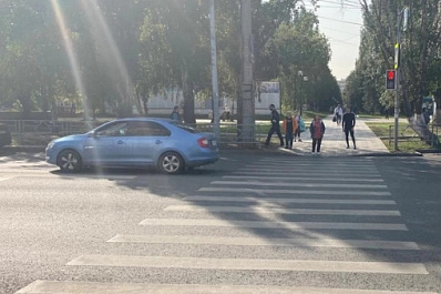 В Самаре на переходе пр. Ленина сбили мальчика на самокате