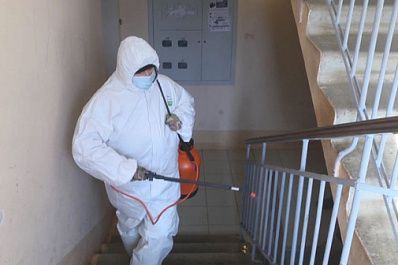 В Кинель-Черкассах проверили качество санобработки подъездов многоквартирных домов