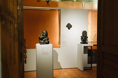 В Самаре открылась выставка "Стихии Анны Голубкиной"