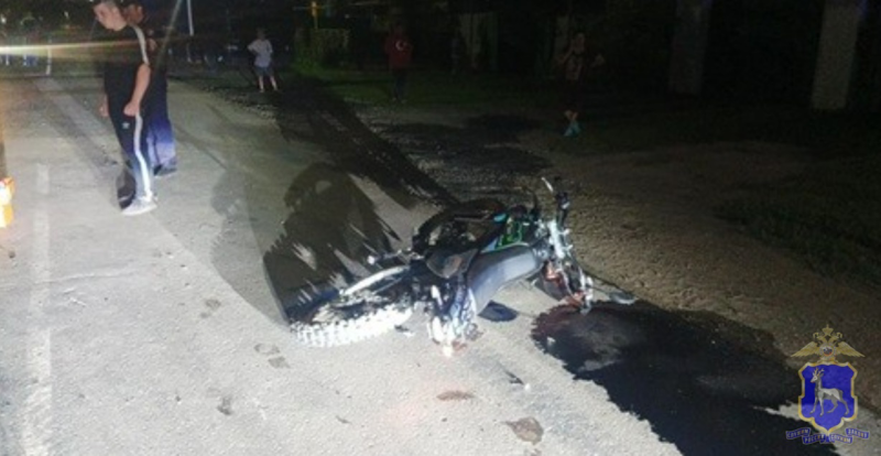 В Тольятти самокат с двумя подростками влетел в легковушку