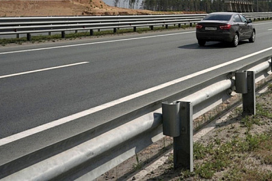 Дороги в 13 районах региона оборудуют светофорами на солнечной батарее 