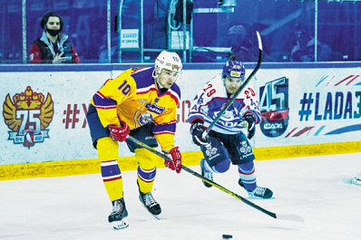 Тольяттинцы вышли в плей-офф, самарцы остались на последнем месте