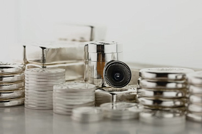 Биржевая цена серебра превысила 44 доллара