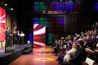 Дмитрий Азаров: "Для нашего региона понятие космических высот - это не метафора"