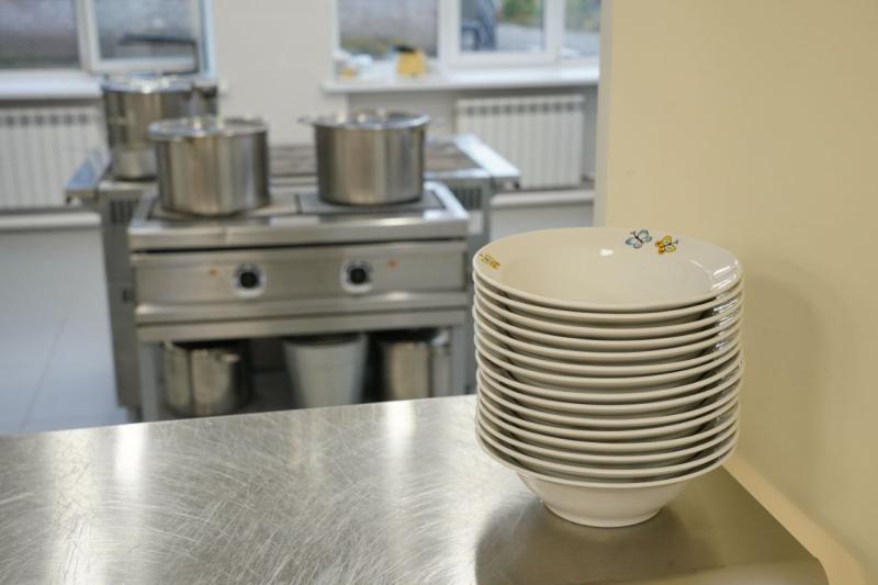 В Самаре в школах № 45 и 93 отремонтировали пищеблоки и обеденные залы