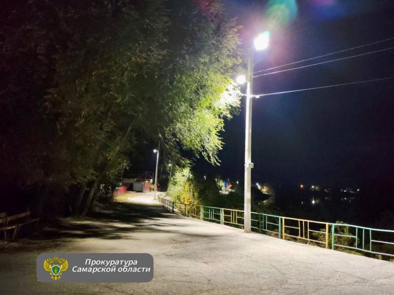Прокуратура добилась установки освещения на улице Набережной в Пестравке