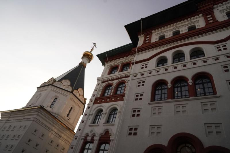 Вячеслав Федорищев встретился со студентами Поволжской академии образования и искусств имени Святителя Алексия, Митрополита Московского