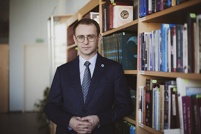 Ректор Самарского университета - о семинаре-совещании перед Госсоветом: "Вопросы, поднятые Дмитрием Азаровым, интересуют абсолютно всех"