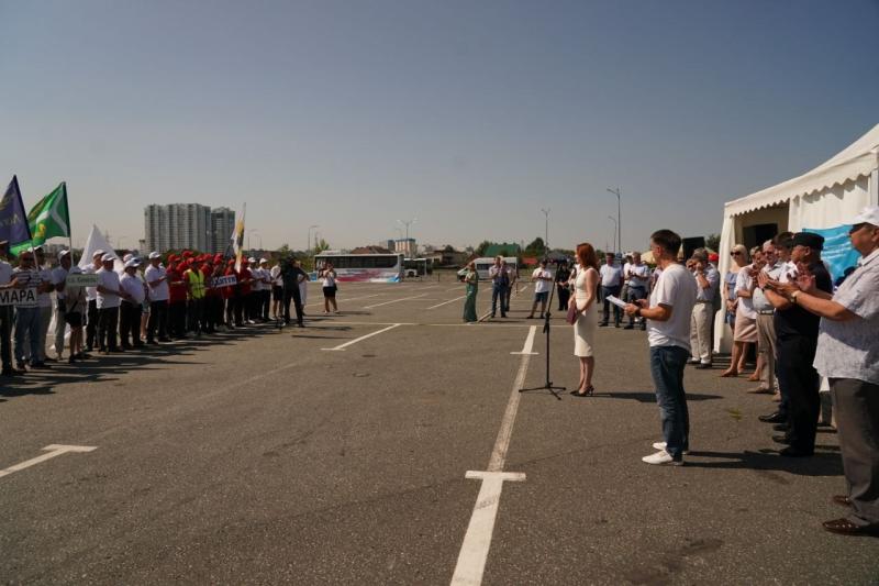 Рулят процессом: в Самаре определили лучших водителей автобусов