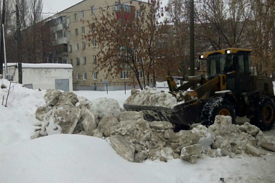 Сколько еще снега предстоит убрать с улиц Самары, обсудили в городской администрации