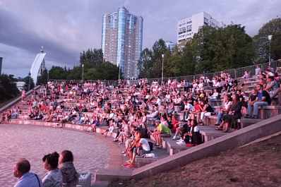 Самарцам покажут военные фильмы в кинотеатре под открытым небом