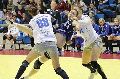 «Лада» вырвала победу у румынского ГК «Крайова» в первом матче 1/4 финала Кубка ЕГФ