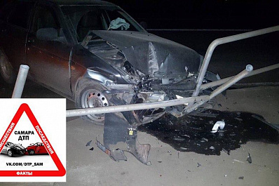 Пьяный военный на Приоре снес ограждение в Самаре на улице Тувинской