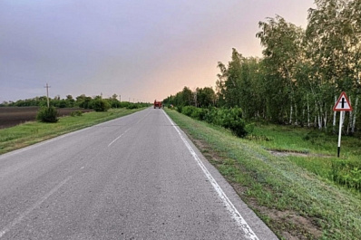 Пьяный 69-летний водитель опрокинул Mazda в кювет: подробности вечернего ДТП