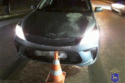 В Чапаевске женщина сбила пешехода около дома