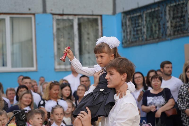 Для ребят из Донбасса начался новый учебный год в самарской школе