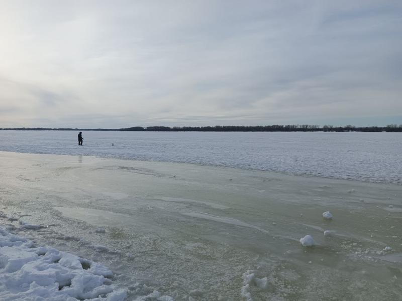 Самарцам рассказали об опасной толщине льда на Волге 21 марта 