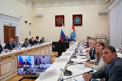 Дмитрий Азаров: "Общественная палата Самарской области способствует развитию диалога между властью и гражданским обществом"
