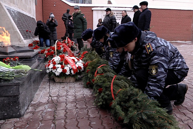 В Самаре почтили память погибших сотрудников ОВД