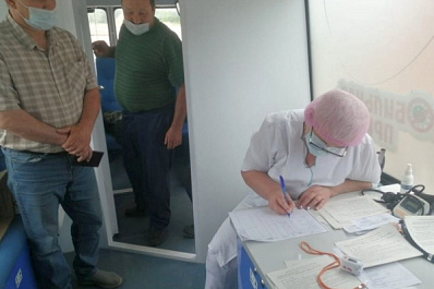 В Исаклинском районе проводится мобильный прием пациентов 