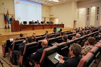 Дмитрий Азаров: "Людям нужны конкретные, заметные результаты нацпроектов"