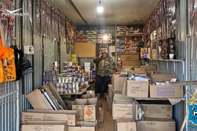 В Кировском районе Самары незаконно продавали фейерверки и петарды