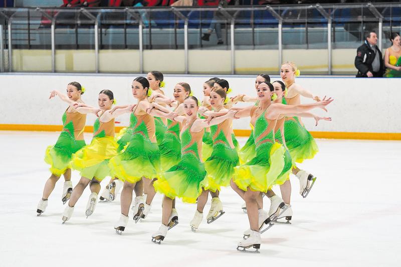 В Сызрани состоялись финалы Кубка России и Кубка Федерации по синхронному фигурному катанию на коньках