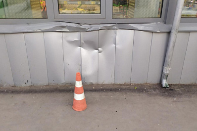 В Самаре автомобиль без водителя сбил пешехода