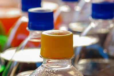 Решать вопрос в самом жестком режиме: Дмитрий Азаров - о запрете на размещение "разливаек" в многоквартирных домах