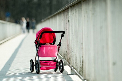 В Тольятти горе-мать оставила ребёнка на улице