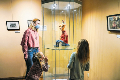 В Самаре проходит выставка, приуроченная к 150-летию автора особняка Курлиной