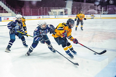 В Самаре проходят всероссийские соревнования по хоккею среди юношей