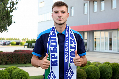 Данил Липовой планирует три года выступать за "Крылья Советов" 