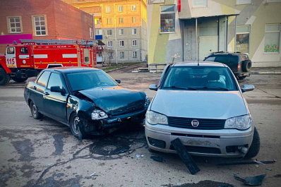 В Безенчуке 16 ноября из-за столкновения легковушек пострадал человек
