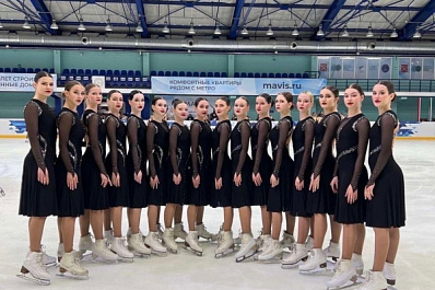 Две команды Самарской области выступили на главном старте сезона по синхронному катанию