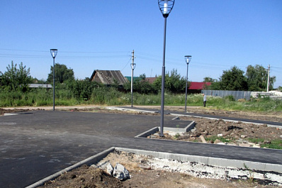 В Чапаевске обновляют общественную территорию 