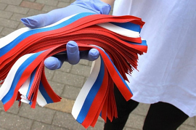 Самарцам раздадут 4 тысячи лент российского триколора