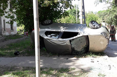 Младенец чудом не пострадал в страшной аварии в Самаре