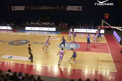 Баскетболисты Самары вновь обыграли игроков Новосибирска