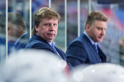 Анатолий Емелин покинул пост главного тренера тольяттинской "Лады"