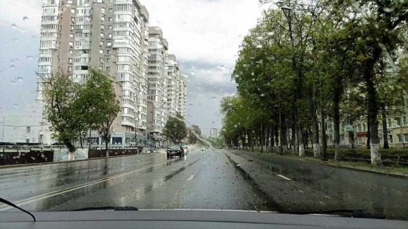 В Самаре коммунальные службы устраняют последствия непогоды