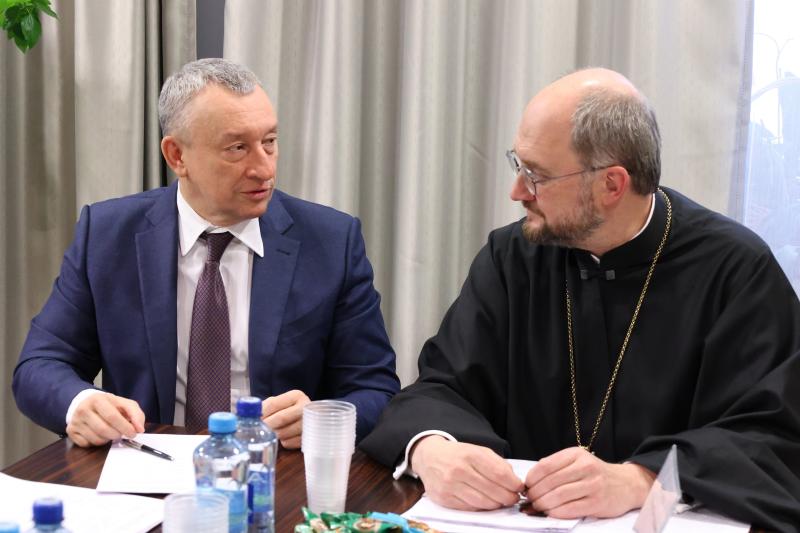 Самарская область одной из первых в России получила инновационный препарат для лечения тяжелого заболевания кожи у детей 