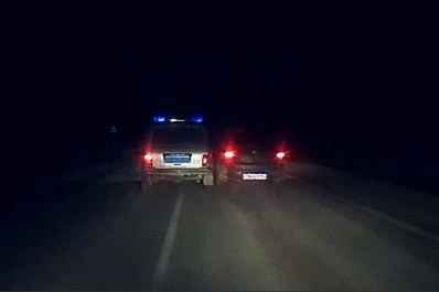 Пьяный самарец на "Гранте" с простреленными колесами отправил в кювет полицейских